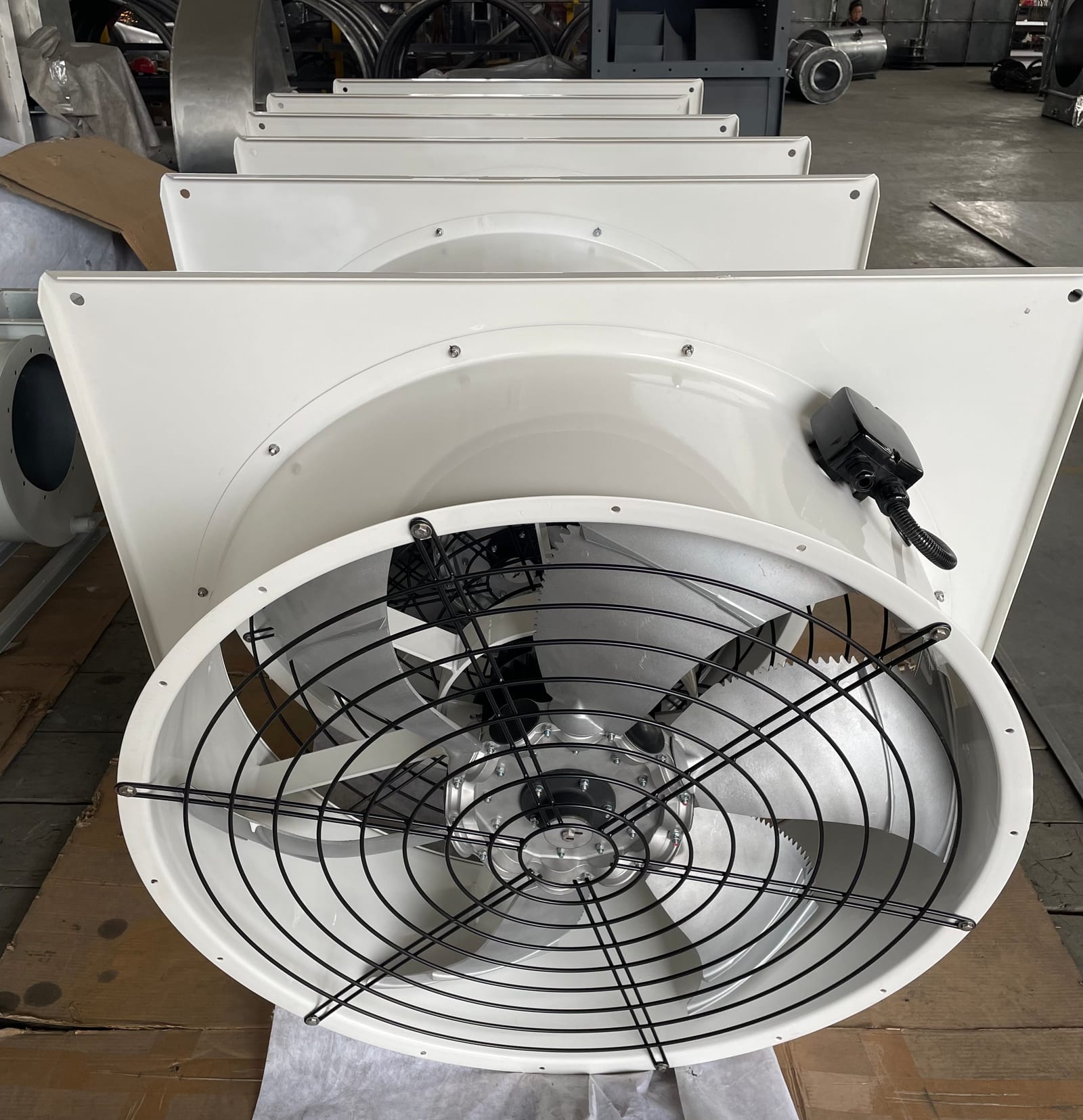 Square Plate Fan - Low-Noise Aluminum Alloy Square Plate Fan photo 4