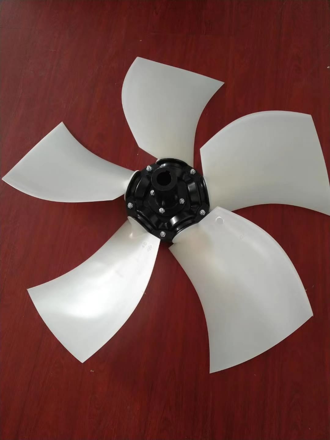 7Z Adjustable Pitch Axial Fan Blade | UTEK-DELE